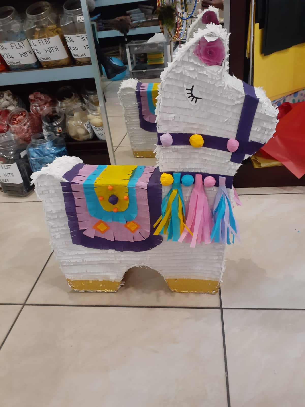 Variatas Llama Pinata